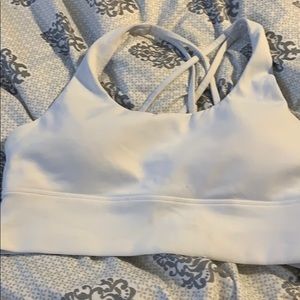 Strong physiques sports bra